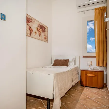 Con Piscina Vista Mare E Campo Giochi Apartment Alcamo Marina