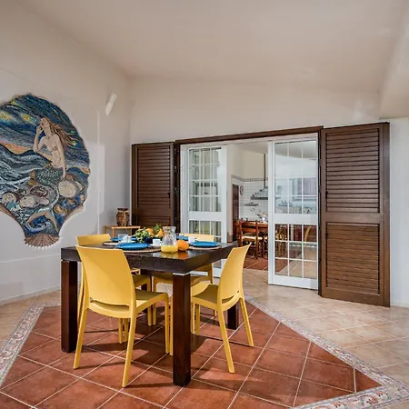 Apartment Con Piscina Vista Mare E Campo Giochi *